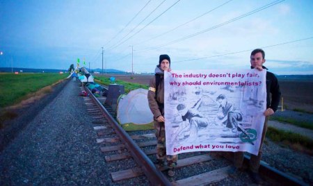 deep-green-resistance-anacortes-break-free